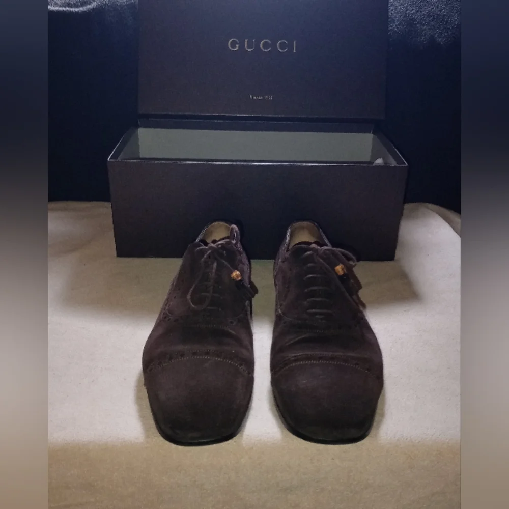 IOB Gucci Bamboo Accent Suede Brogues Men's Size: 9 - Picture 2 of 15